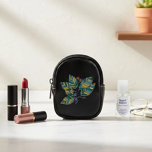 Embroidered Design Of Patterned Berries Earphone