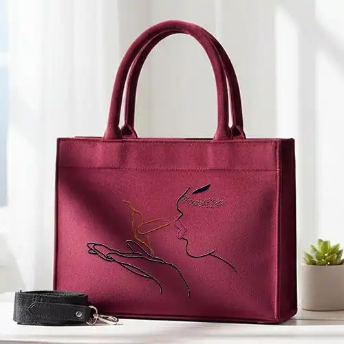 Embroidered Large Handbag With Lips And Freckles Design