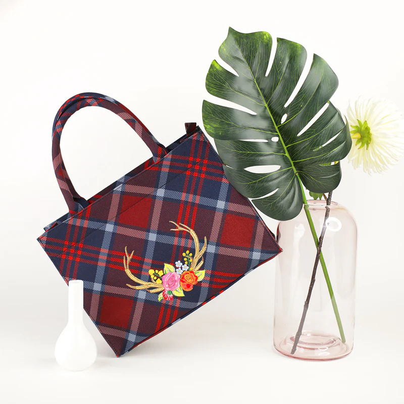 Dhaga-raga | Embroidery | hand-Bags