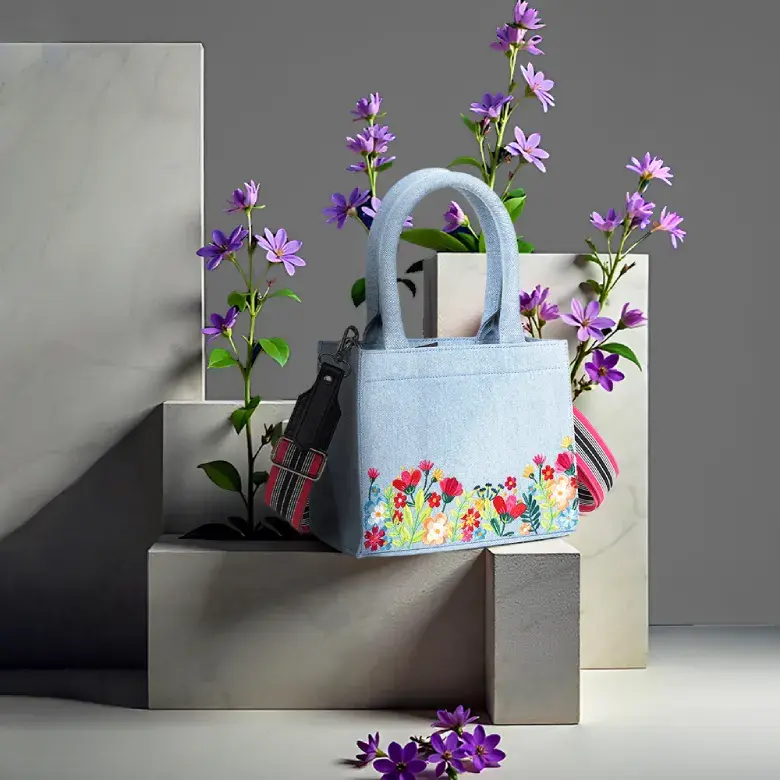 dhagaraga embroiderd bag