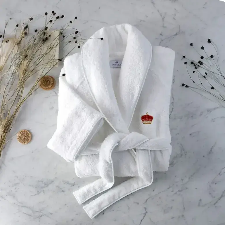 Dhaga Raga Embroidery bath robe